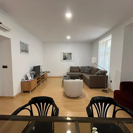 Espacioso Piso En Centro Apartamento